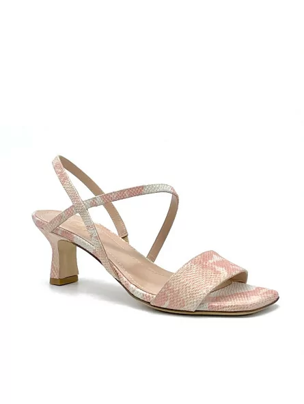 Pink python style leather sandal. Leather lining, leather sole. 5,5 cm heel.