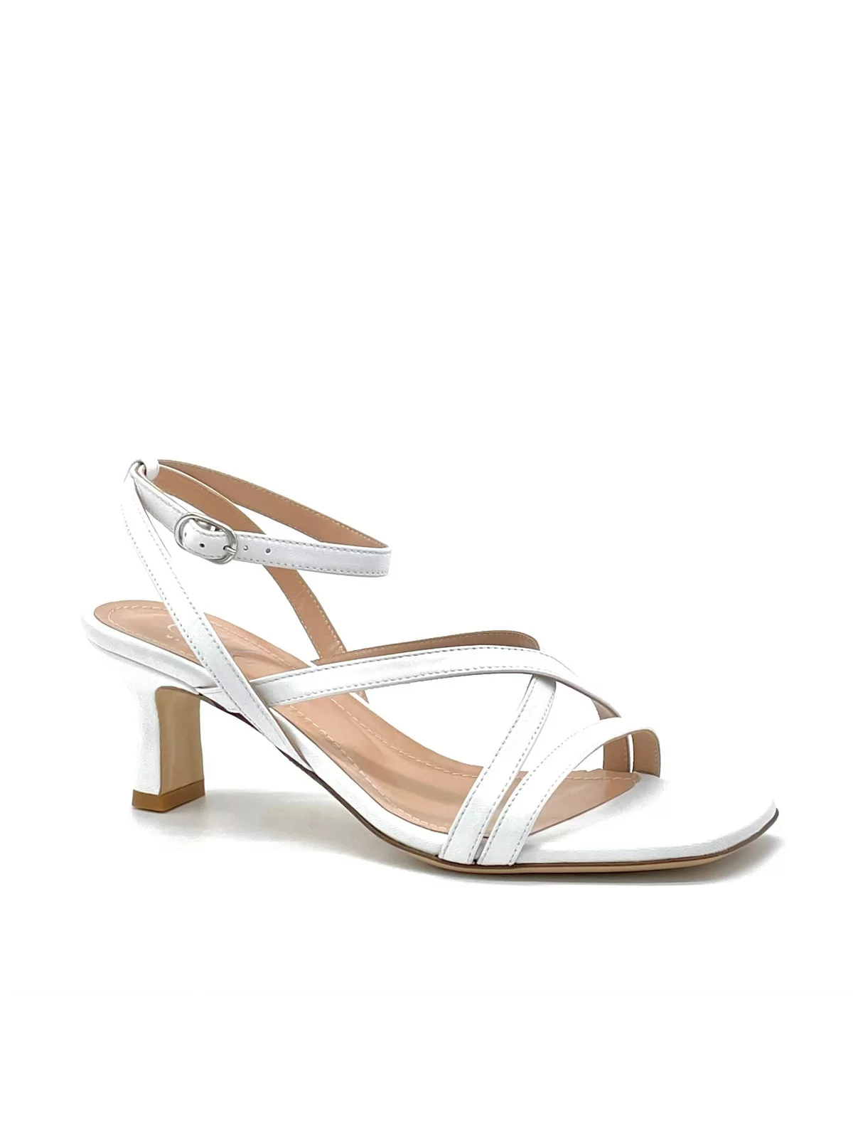 White leather sandal with ankle strap. Leather lining, leather sole. 5,5 cm heel