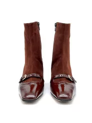Brown suede and patent leather with creased effect boot. Leather lining, leather