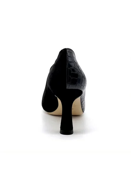 Black suede and printed leather bootie. Leather lining, leather sole. 7,5 cm hee