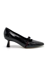 Black patent with creased effect pump with grosgrain ribbon and red suede detail