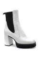 White leather beatle. Leather lining, rubber sole. 9 cm heel.