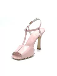 Pink leather sandal with T-strap. Leather lining. Leather sole. 9,5 cm heel.
