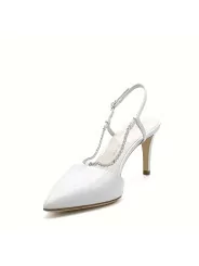 Cream colour leather slingback with silver chain. Leather lining. Leather sole. 