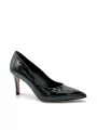 Black patent leather pump. Leather lining, leather sole. 7,5 cm heel.