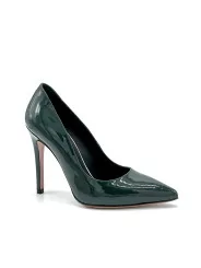 Dark green patent leather pump. Leather lining, leather sole. 10,5 cm heel.