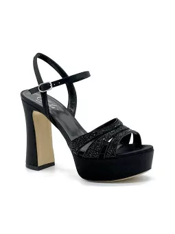 100% black silk sandal with rhinestones and platform. Leather lining, leather so