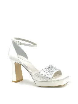 White 100% silk sandal with crystal rhinestones. Leather lining. Leather sole. 9