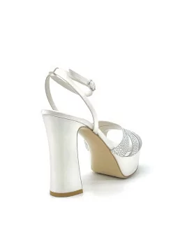 White 100% silk sandal with rhinestones and platform. Leather lining. Leather so
