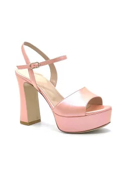 Peach-colour leather sandal. Leather lining. Leather sole. 11 cm heel and 3 cm p