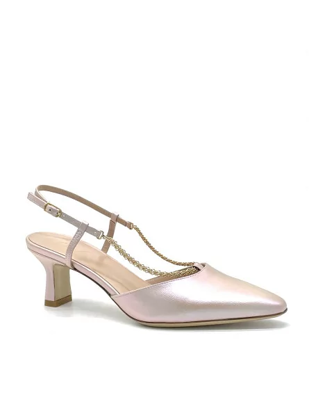 Iridescent pink leather slingback with golden chain. Leather lining. Leather sol