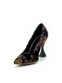 Worked velvet pump. Leather lining, leather and rubber sole. 9,5 cm heel.