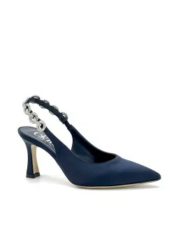 Blue silk satin slingback with jewel detail. Leather lining. Leather sole. 7,5 c