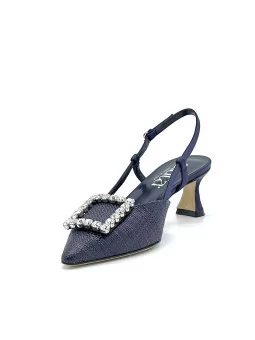 Blue raffia and silk slingback with jewel buckle. Leather lining, leather sole. 