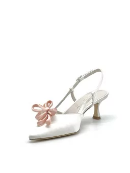 White silk slingback with silk pink bow. Leather lining, leather sole. 5,5 cm he