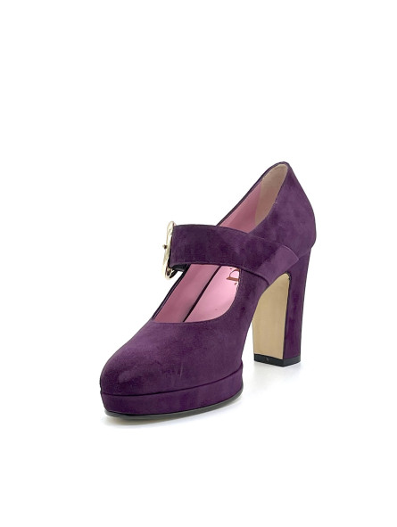 Purple suede mary Jane and golden buckle with platform. Leather lining, leather 