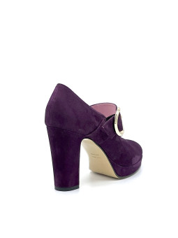 Purple suede mary Jane and golden buckle with platform. Leather lining, leather 