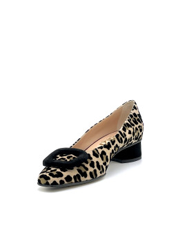 Printed suede pump with black suede buckle. Leather lining, leather and rubber s