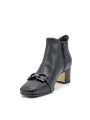 Black leather boots with clamp and soft insole. Leather lining, leather and rubb