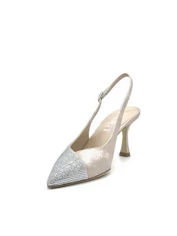 Slingback in ciniglia effetto satinato color nude e applicazione di strass. Fode