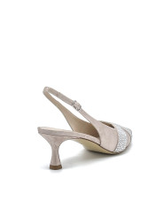 Slingback in ciniglia satinata nude e applicazione di strass. Fodera in pelle, s