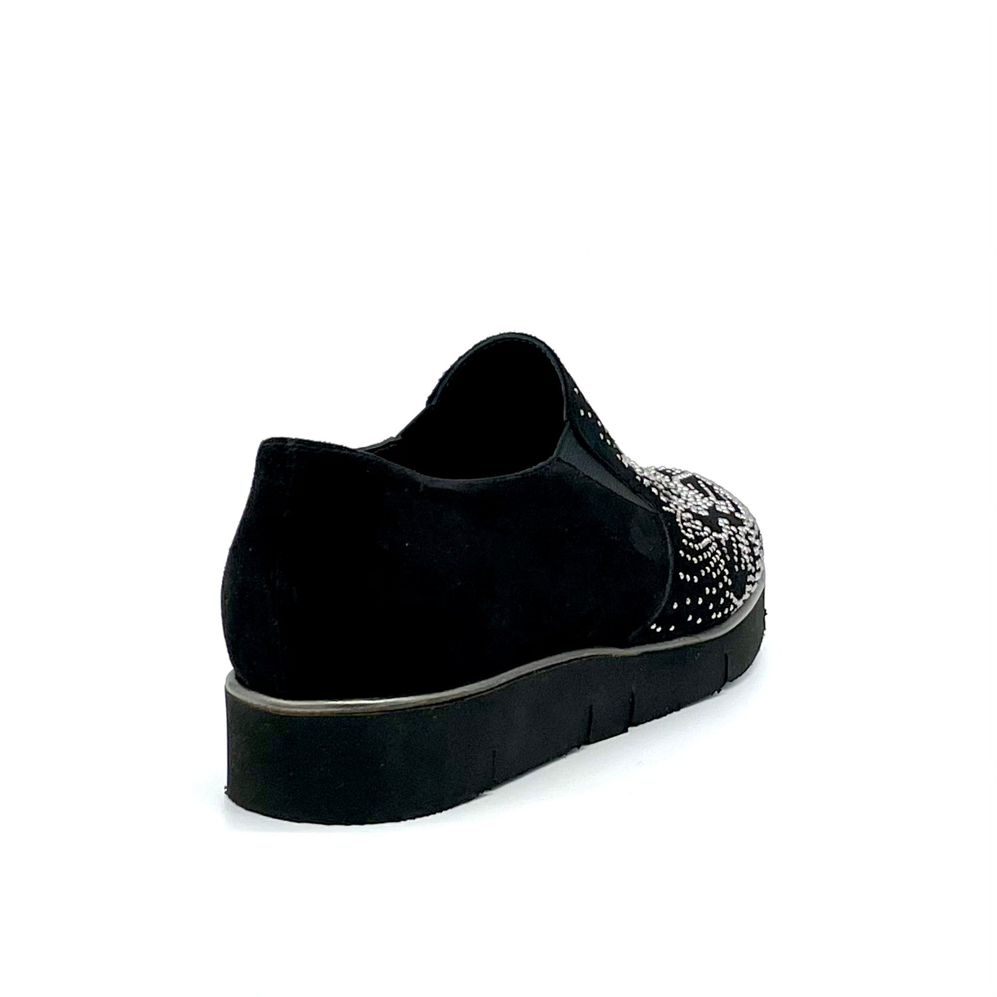 Slip-on in camoscio nero con microborchie - Cod. 59530
