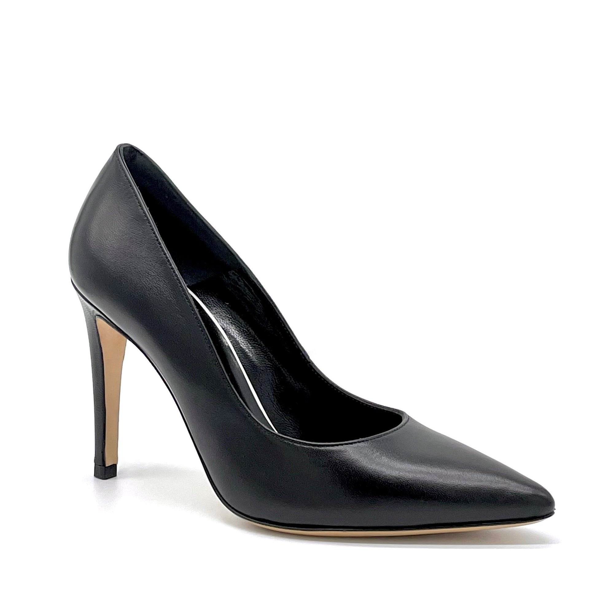 Black leather pump - Cod. 11122D