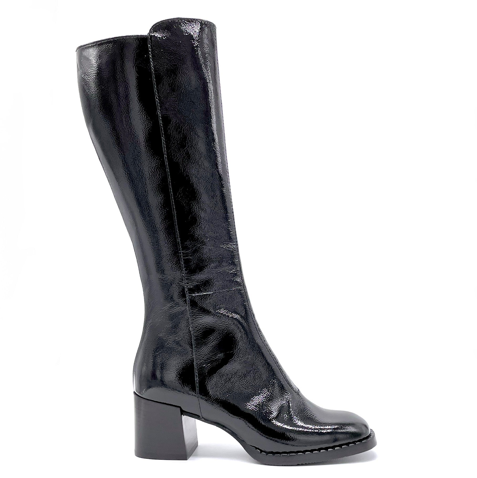 Black patent leather  with creased effect boot - Cod. 51505