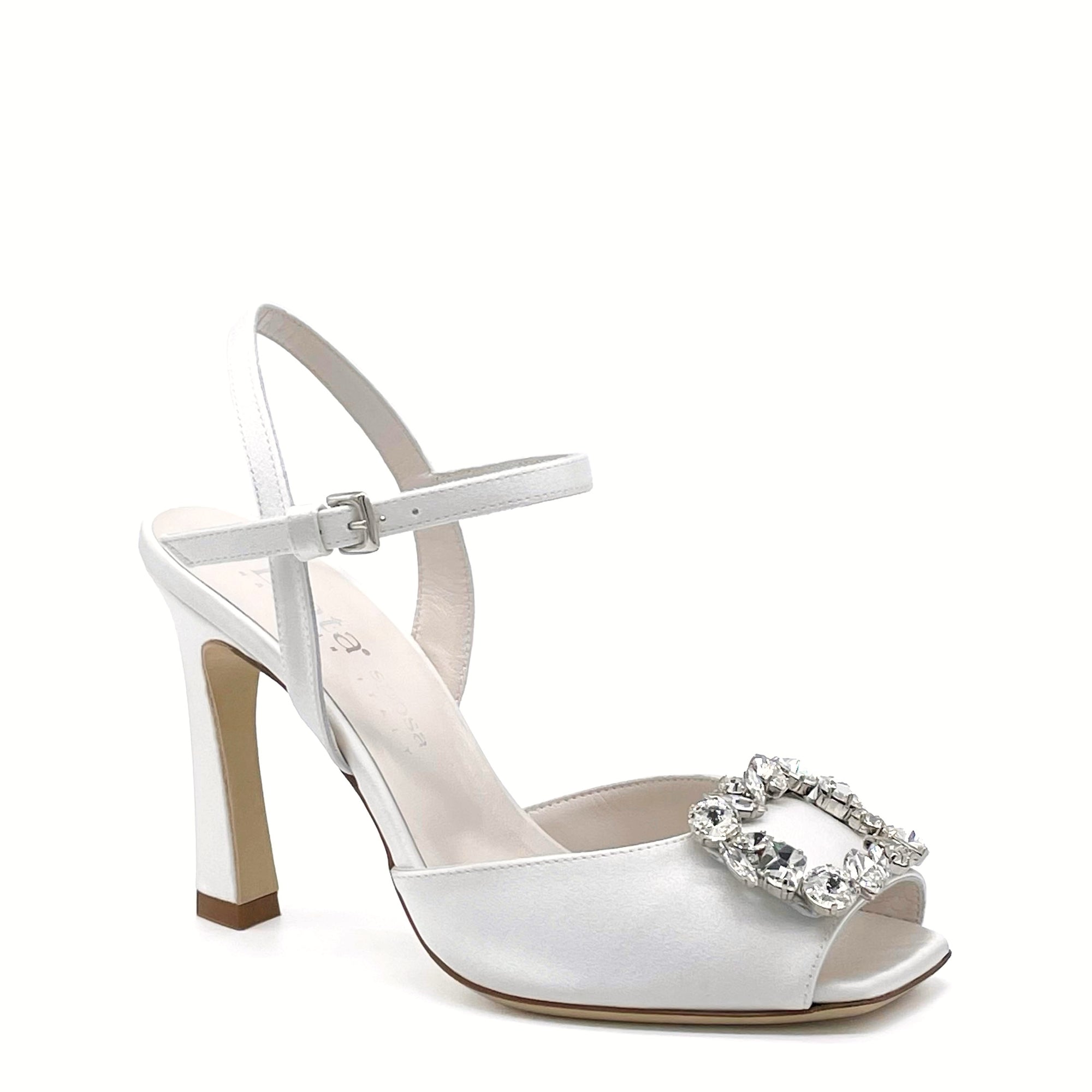 Sandalo in seta bianca con accessorio gioiello - Cod. S2206