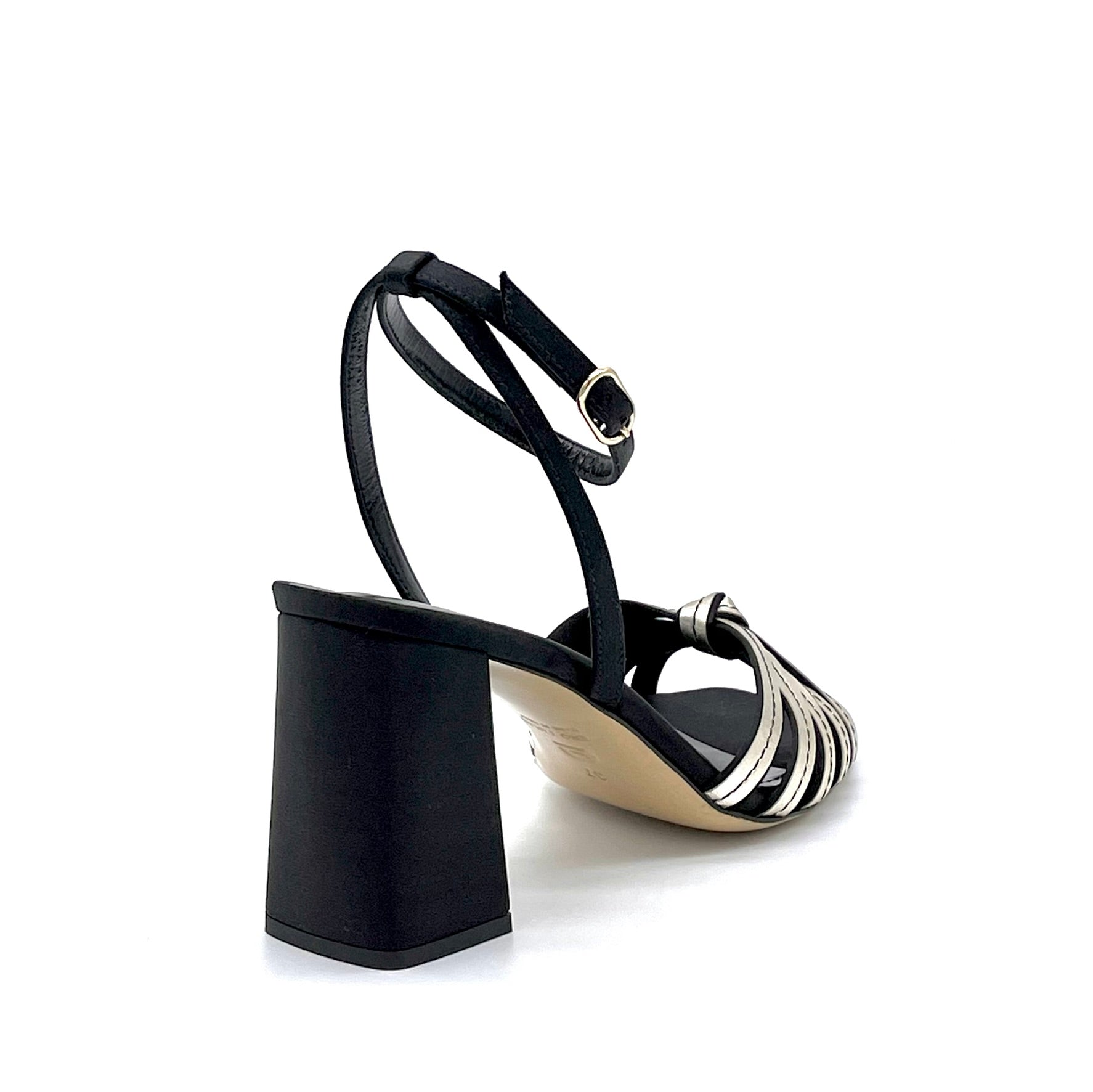Sandalo in seta nera e pelle oro con fascette annodate  - Cod. 12113