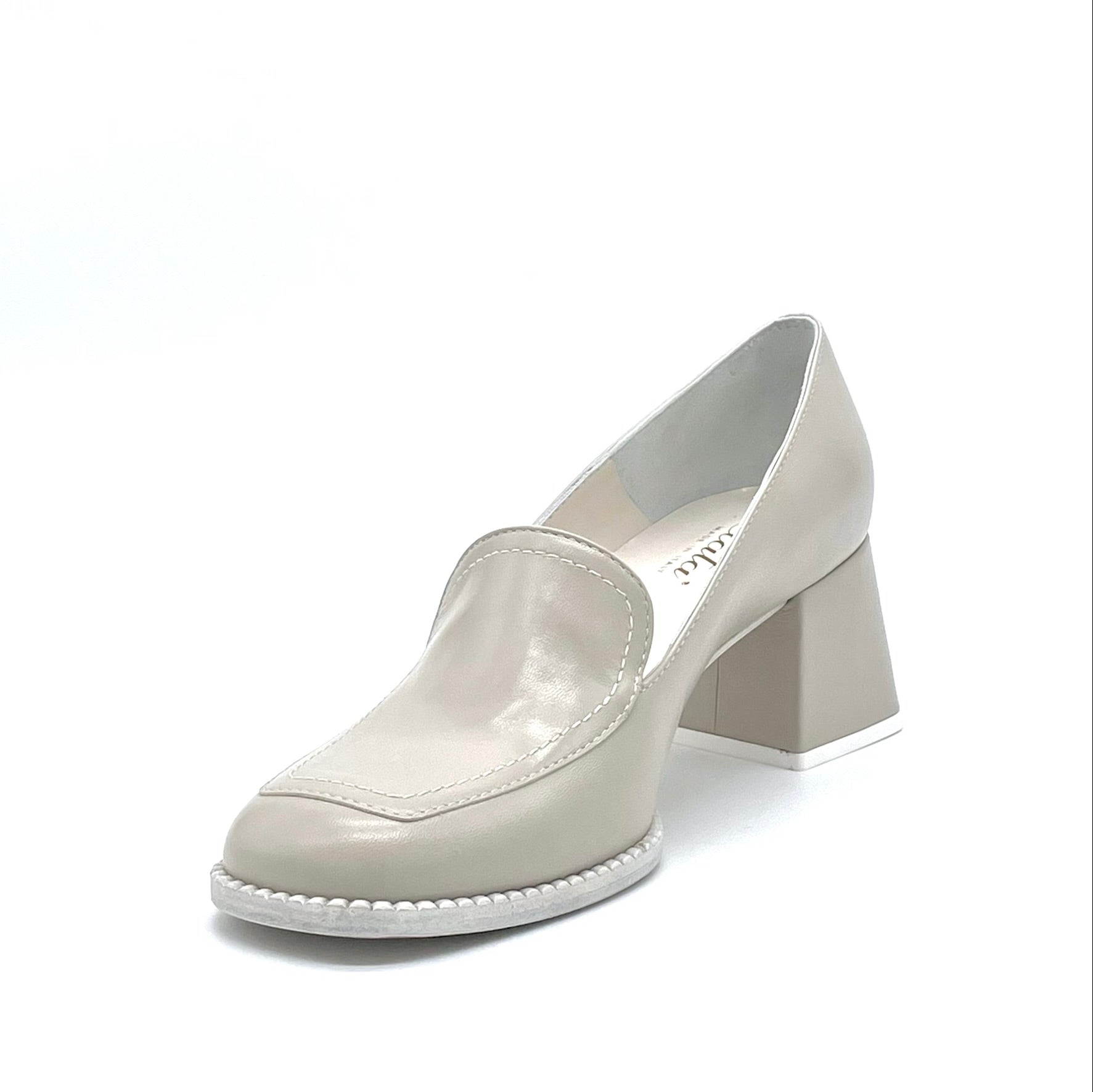 Light taupe leather moccasin - Cod. 12166