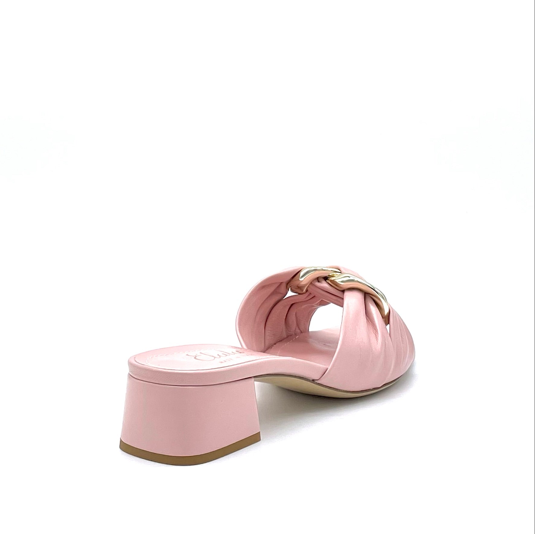 Mule in pelle rosa con accessorio dorato - Cod. 12127