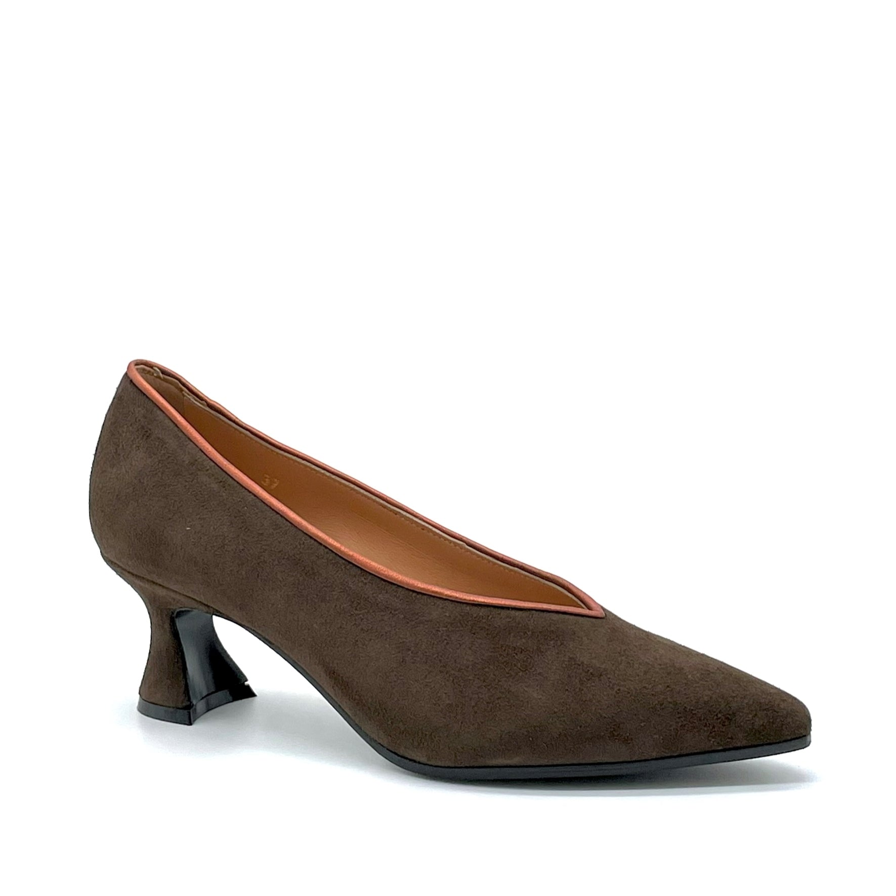 Décolleté in camoscio marrone e dettaglio in pelle arancio - Cod. 52513