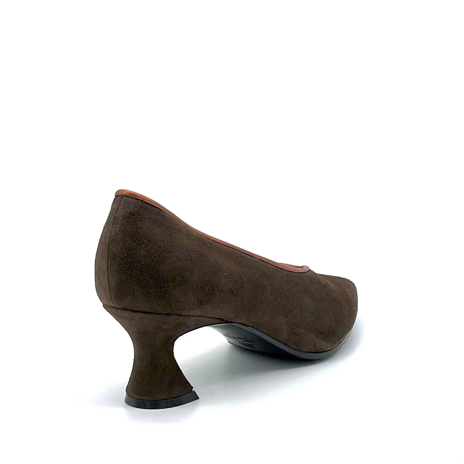 Brown suede pump with leather detail - Cod. 52513