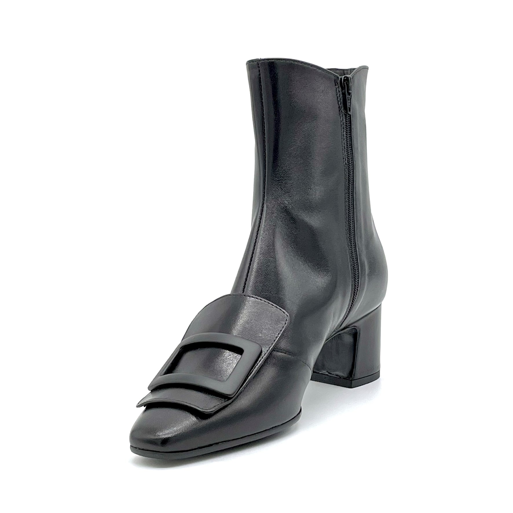 Black leather boot with buckle accessory - Cod. 52519