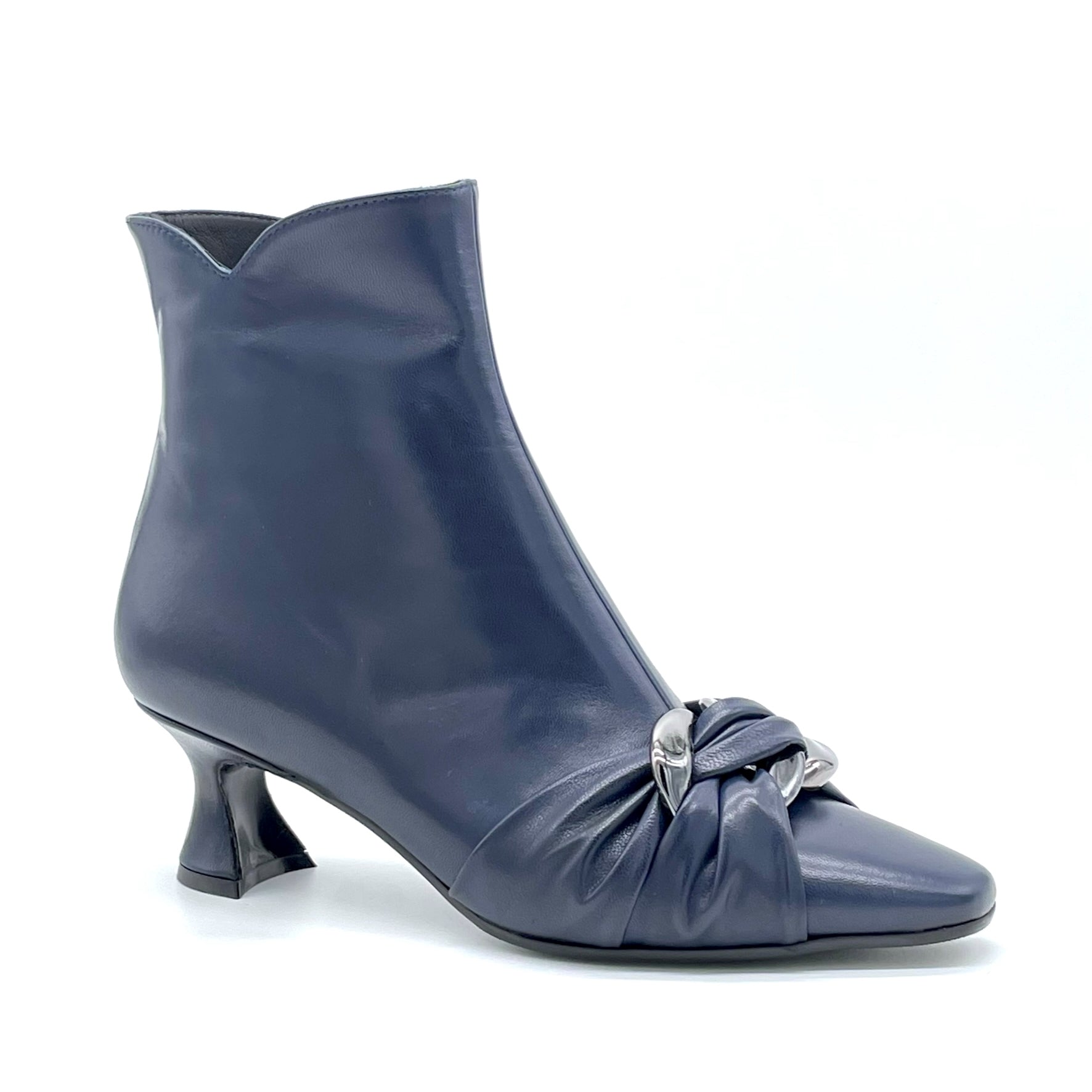 Stivaletto in pelle blu con accessorio acciaio - Cod. 52520