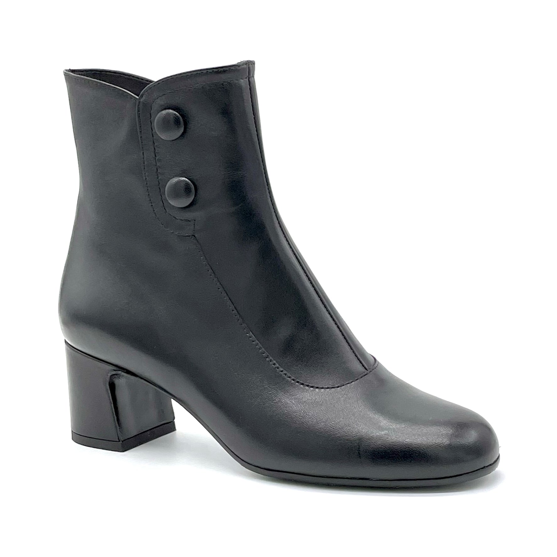 Stivaletto in pelle nera e bottoncini foderati - Cod. 52536