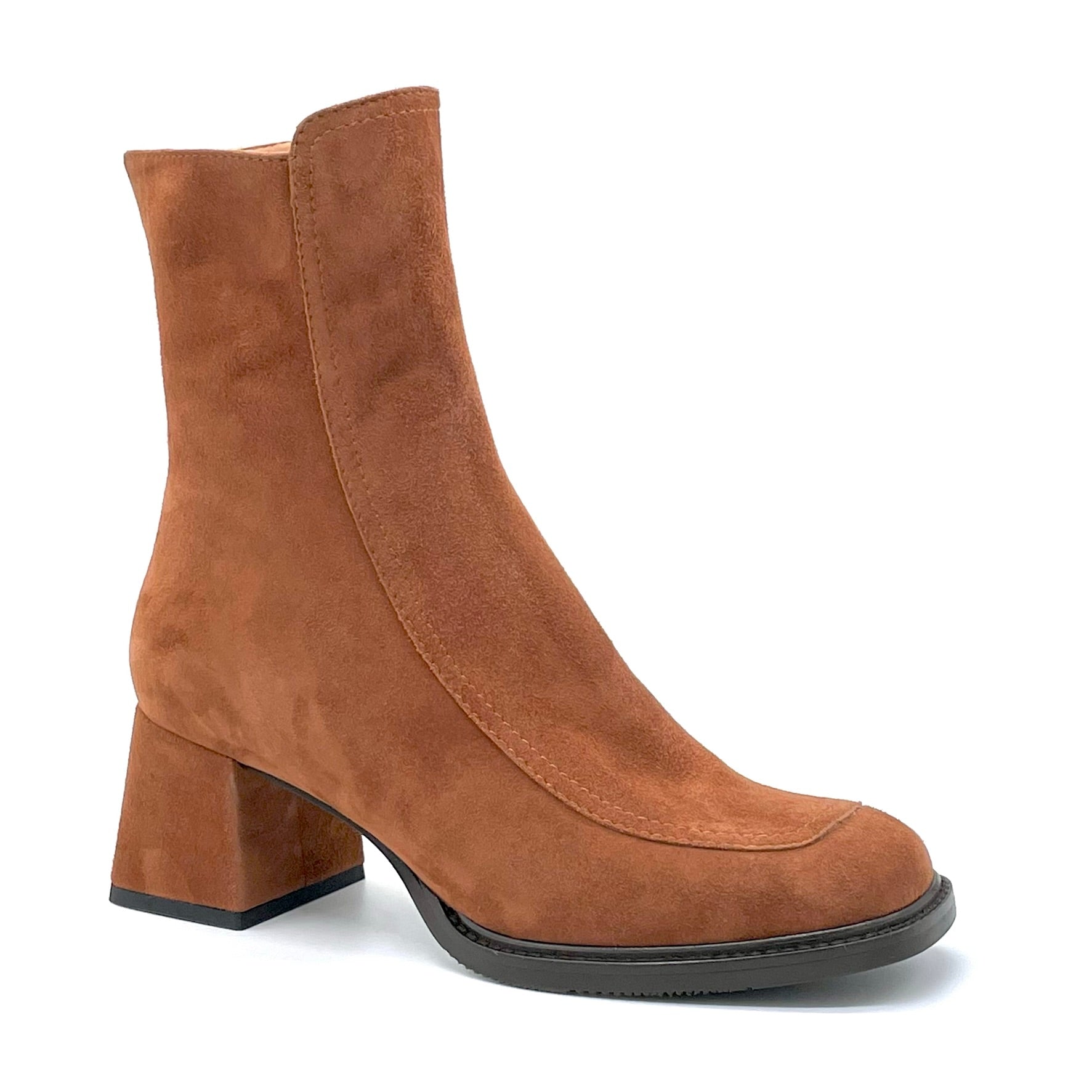 Caramel colour suede boot - Cod. 52543