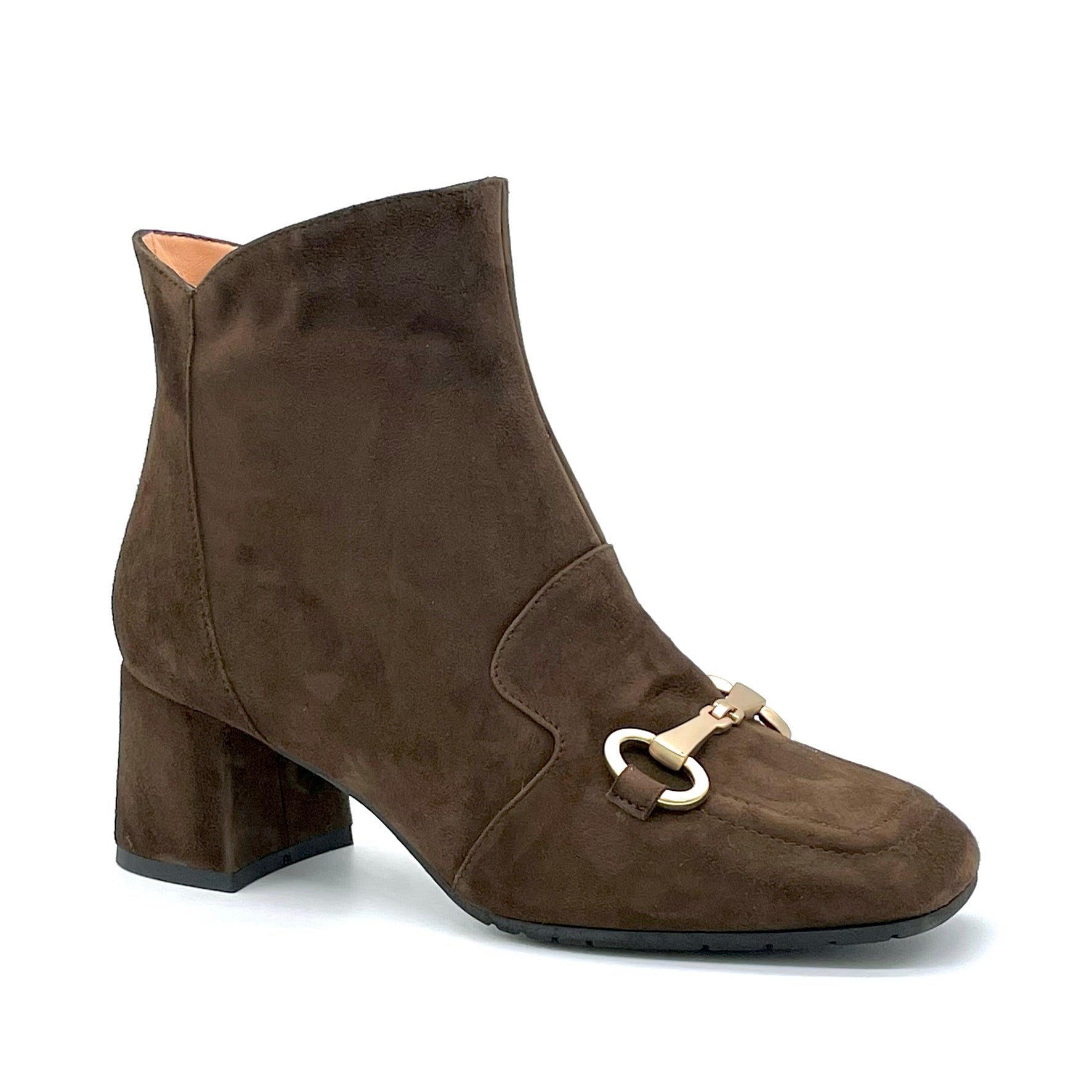 Stivaletto in camoscio marrone e morsetto dorato - Cod. 52530