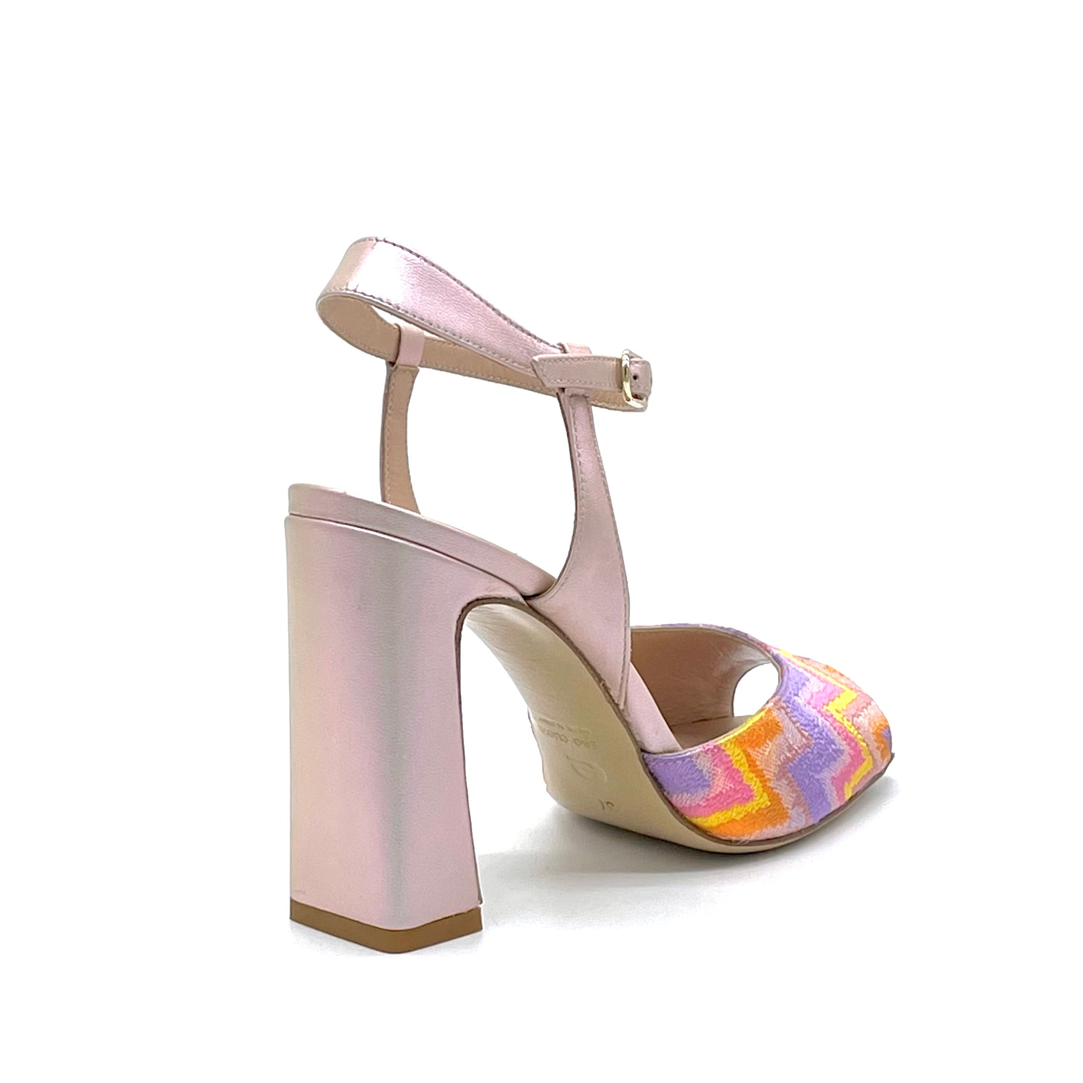 Sandalo in pelle cangiante rosa e tessuto multicolor – Cod. 13105