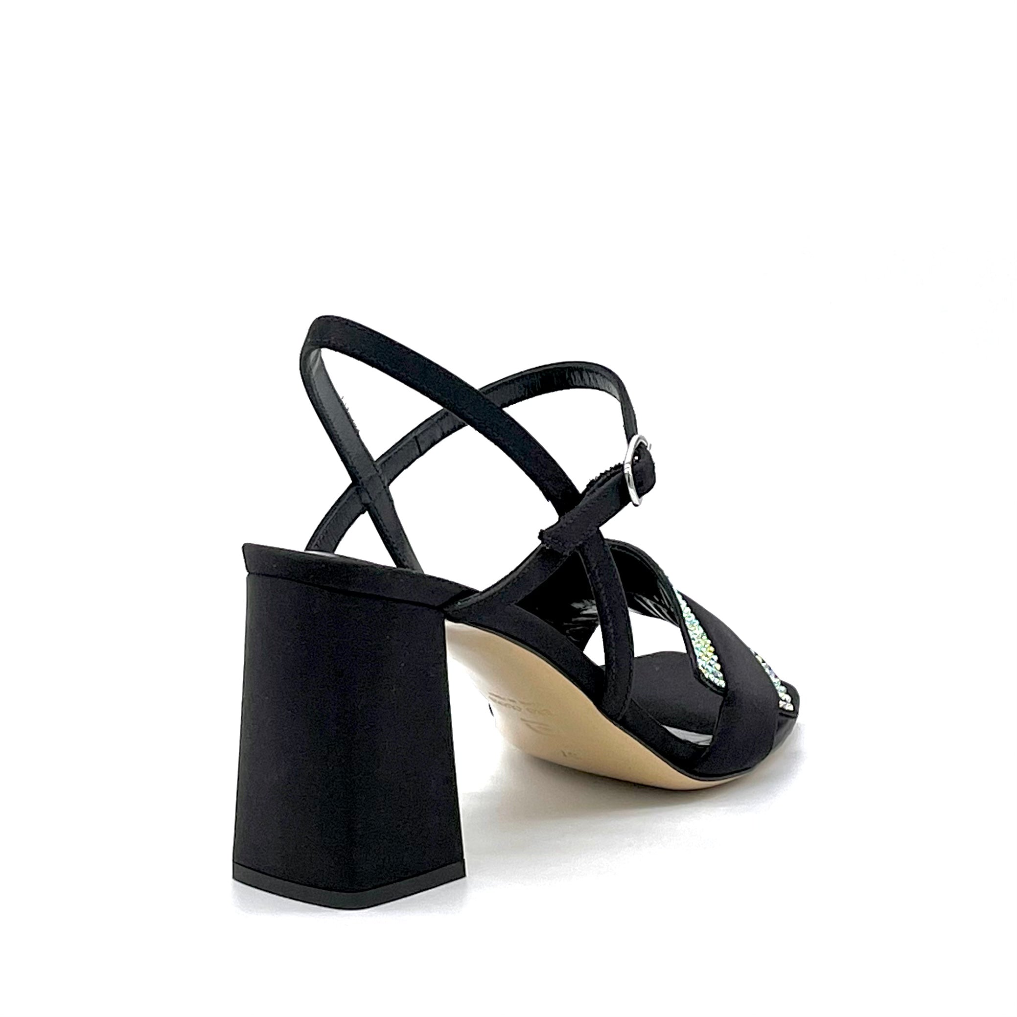 Sandalo in seta nera con applicazione di strass – Cod. 13120