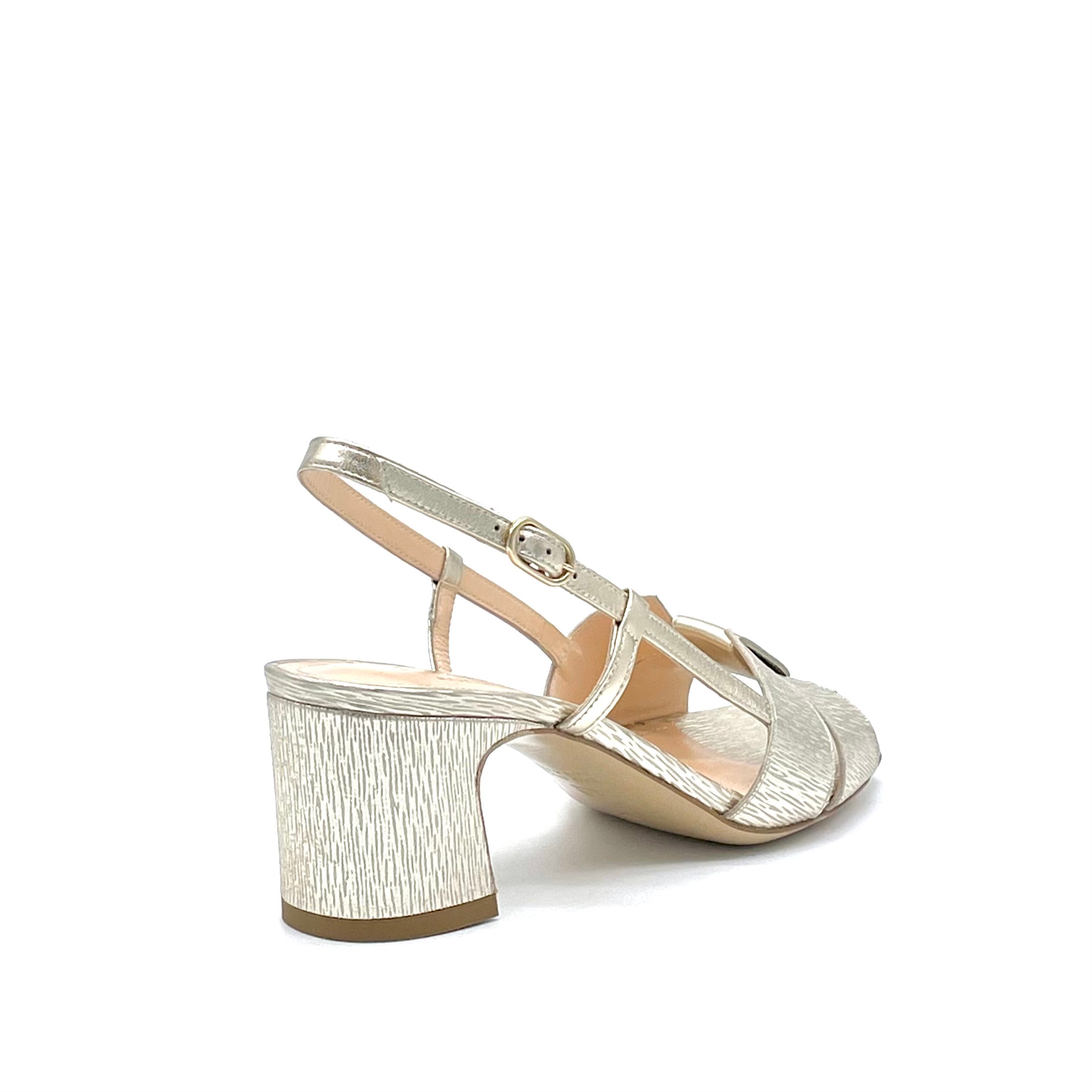 Sandalo in pelle laminata oro – Cod. 13135