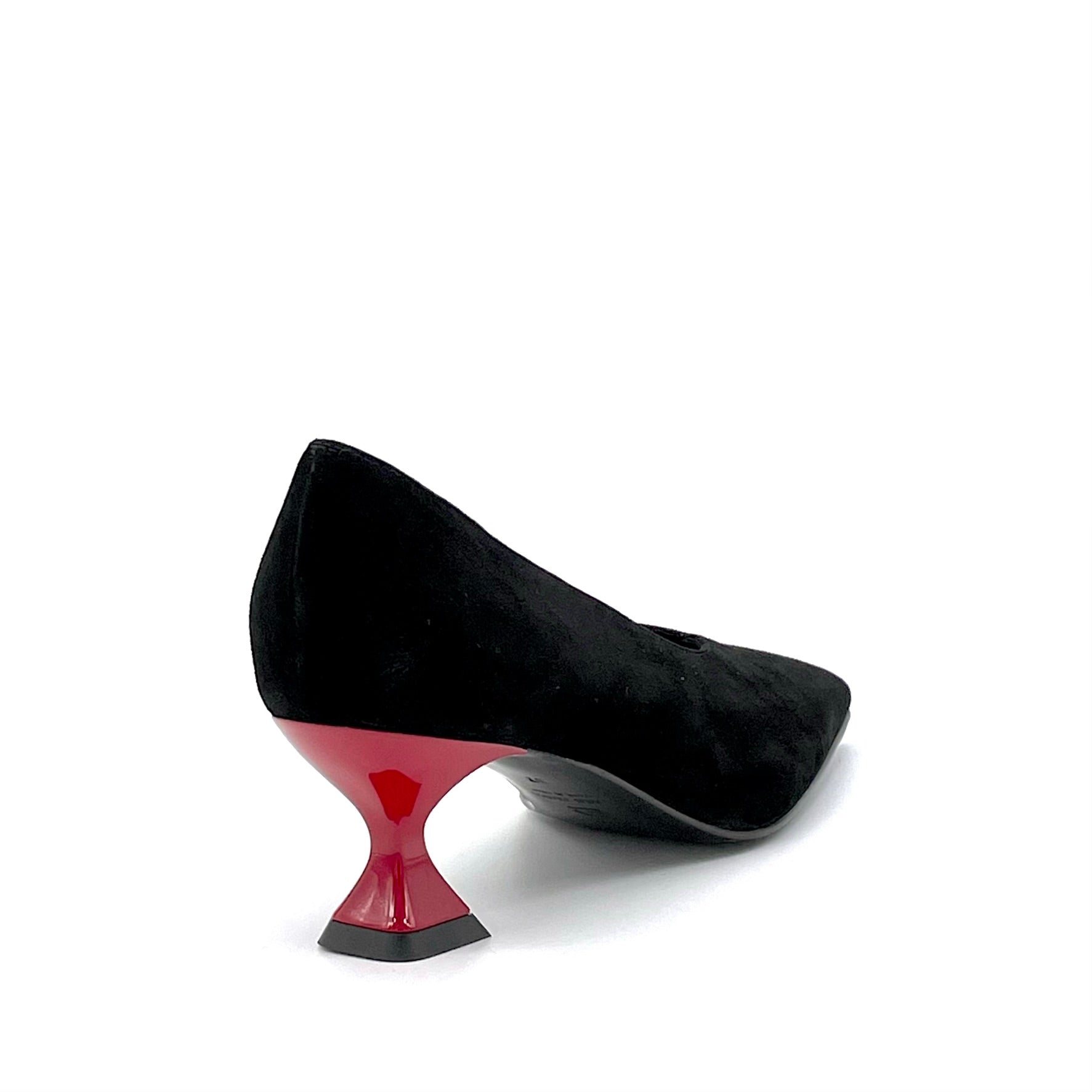 Décolleté in camoscio nero con tacco laccato rosso – Cod. 53506_1