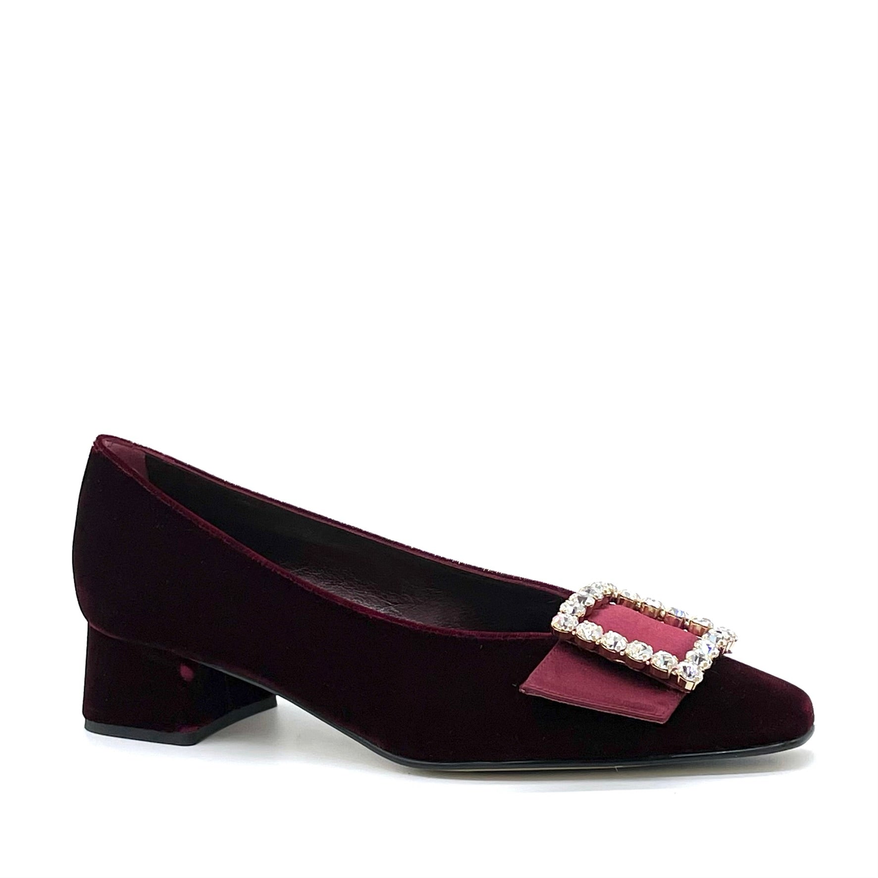 Bordeaux velvet pump with satin ribbon and jewel buckle – Cod. 53532