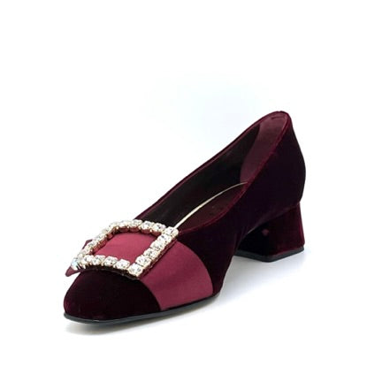 Bordeaux velvet pump with satin ribbon and jewel buckle – Cod. 53532