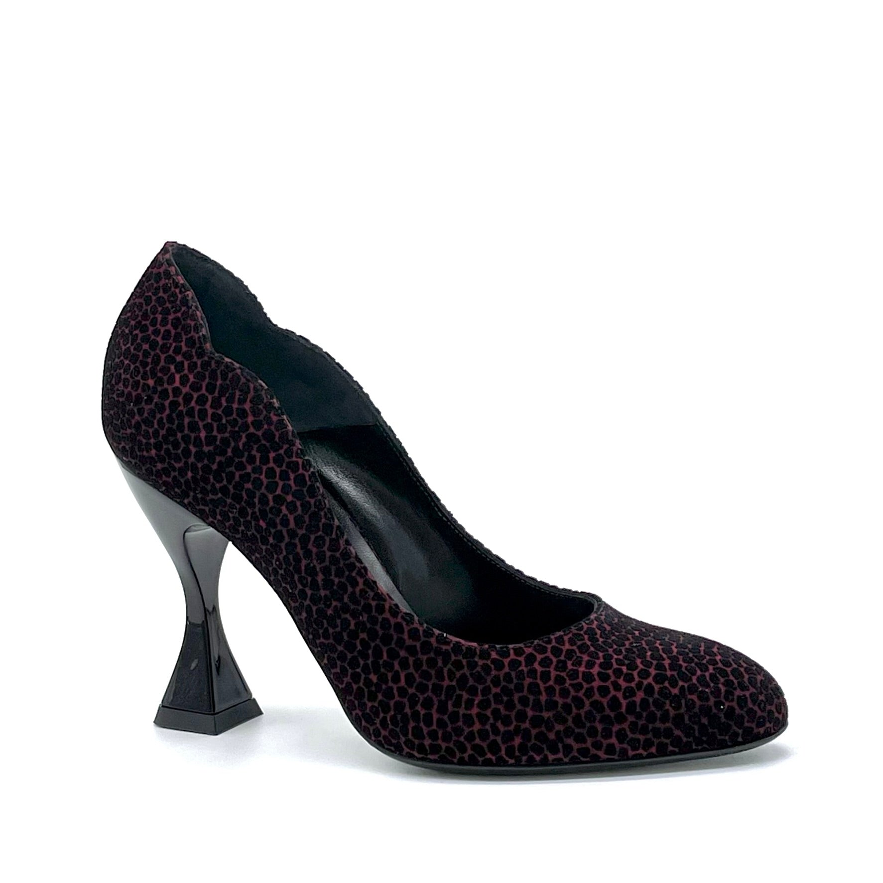 Décolleté in camoscio stampato nero e bordeaux – Cod. 53519