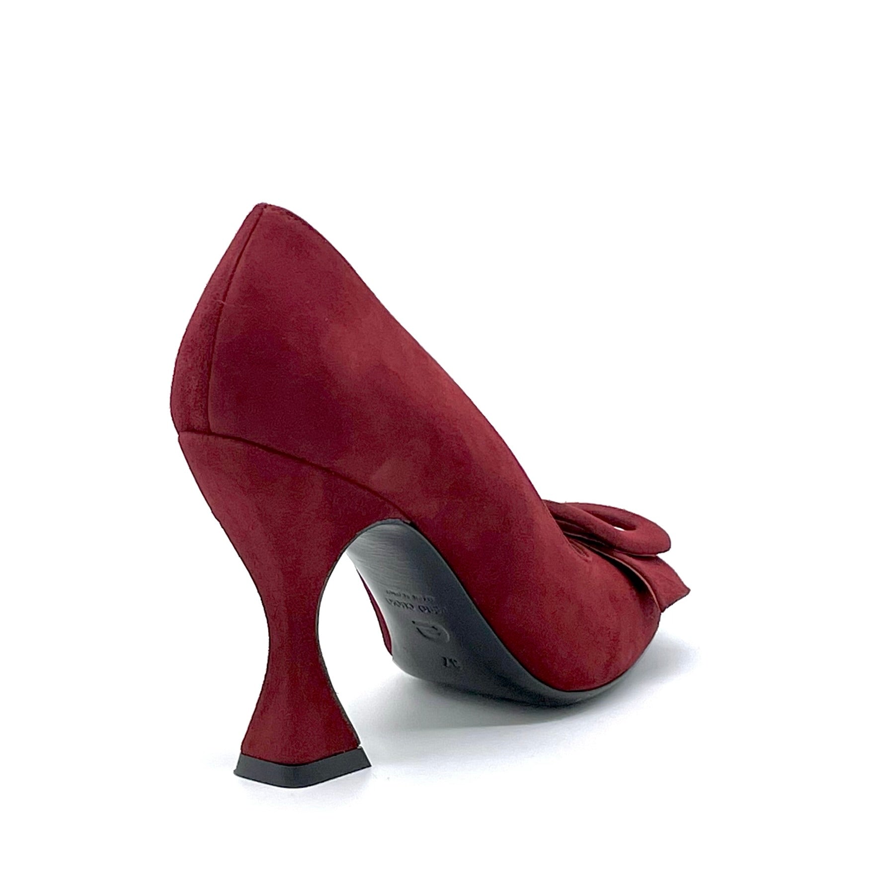 Décolleté in camoscio rosso con fibbia foderata – Cod. 53520