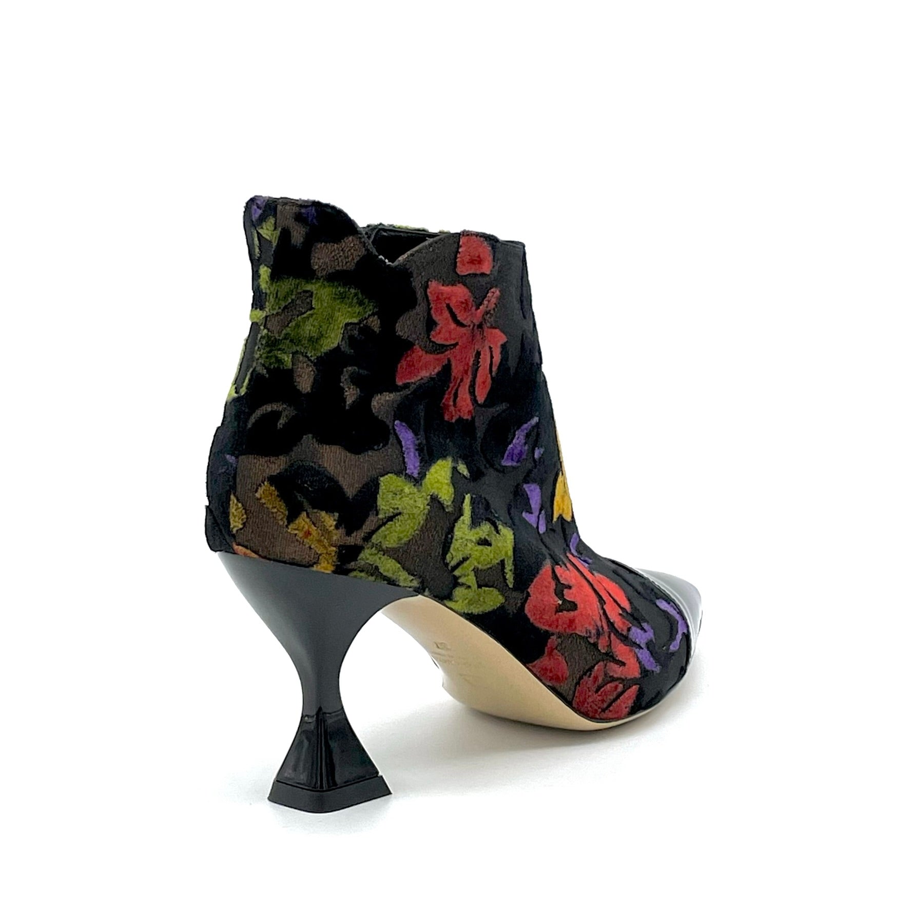 Stivaletto in velluto operato a fiori e vernice nera - Cod. 53553