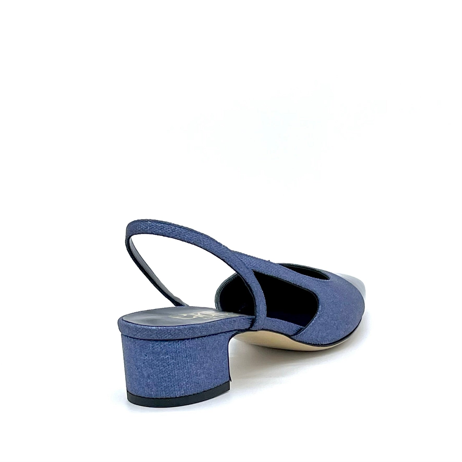 Slingback in tessuto laminato e vernice blu – Cod. 14167