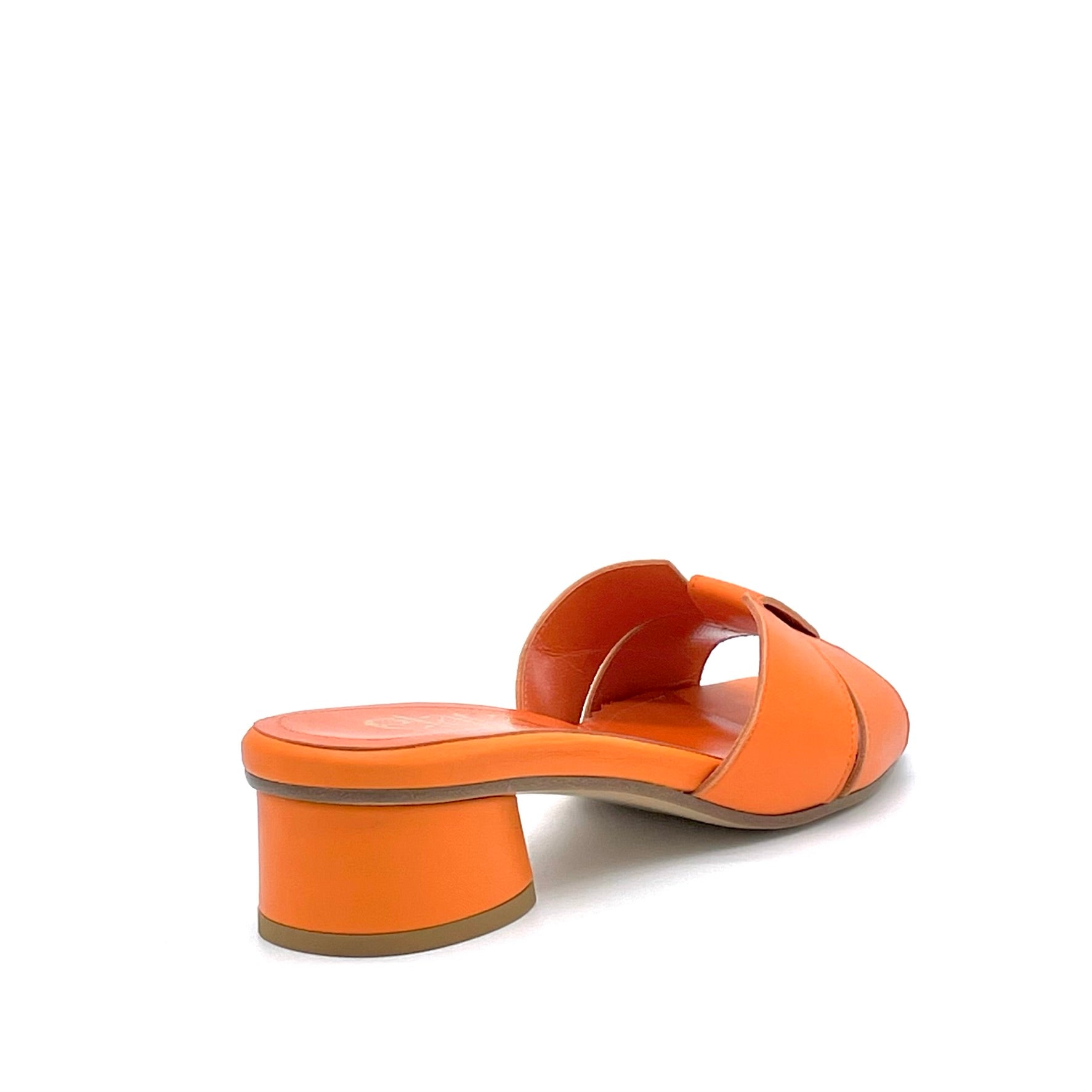Mule in pelle arancione e soletta piuma – Cod. 14186